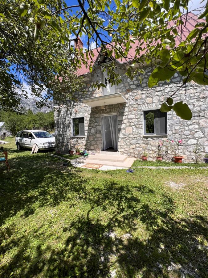 ShkodërBujtina Milani住宿加早餐旅馆 外观 照片
