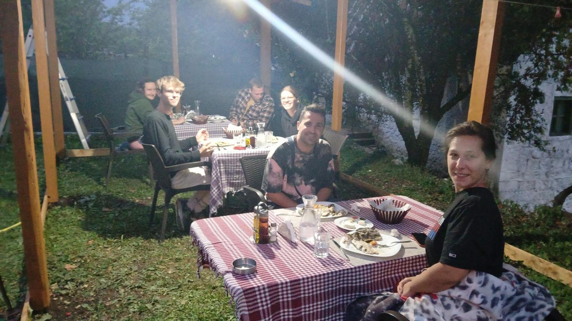 泰斯Bujtina Milani住宿加早餐旅馆 外观 照片