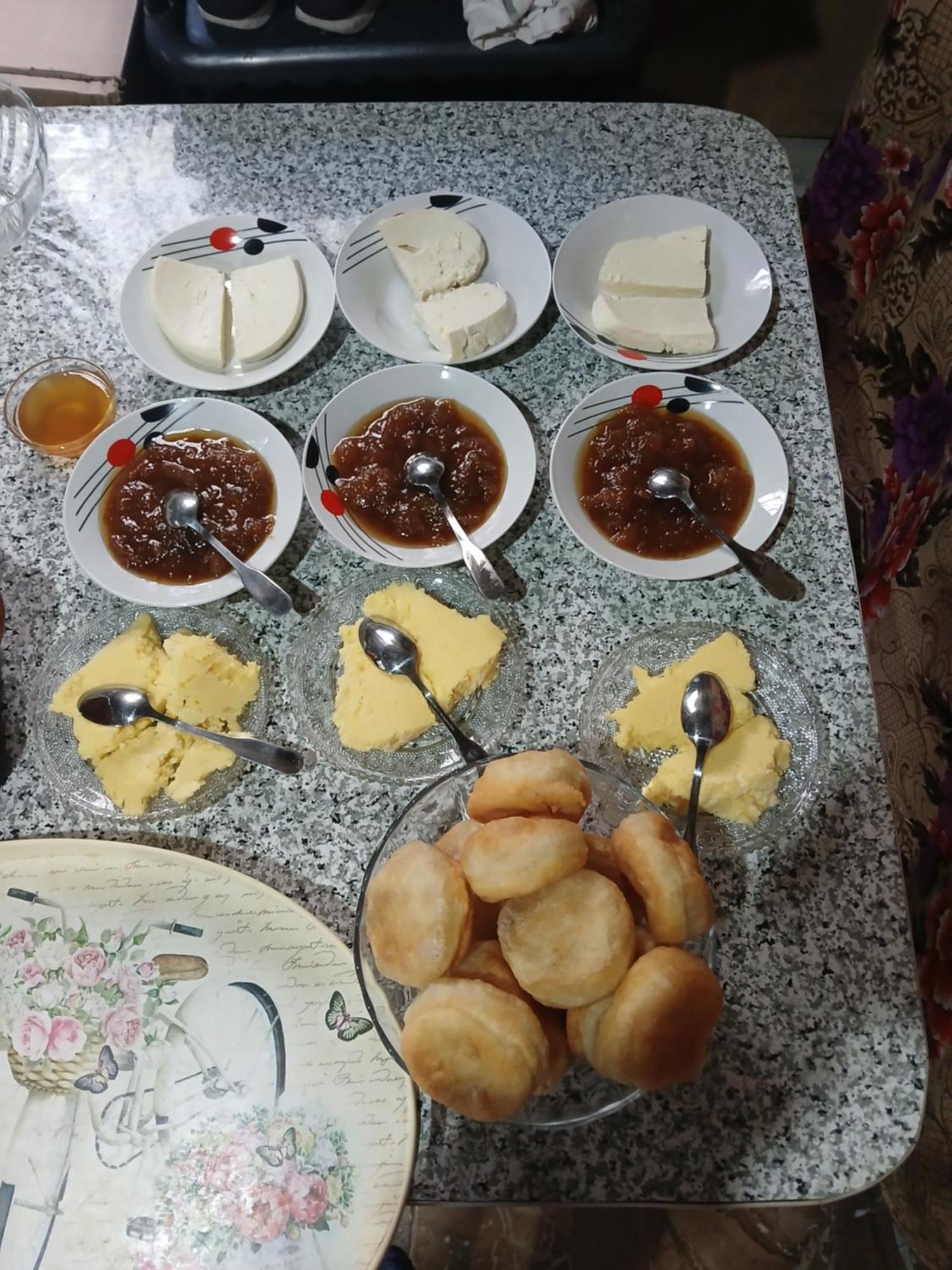 泰斯Bujtina Milani住宿加早餐旅馆 外观 照片